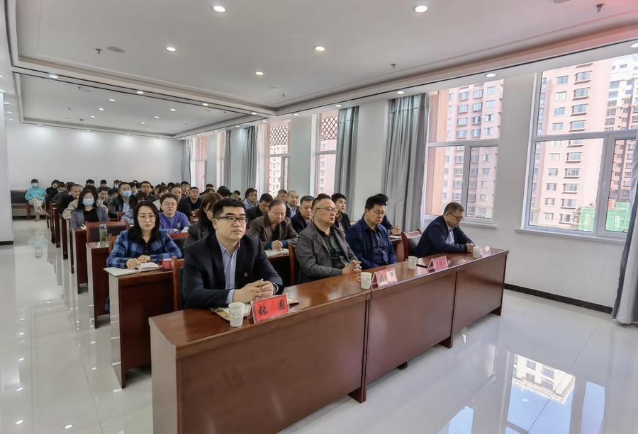 2022.4.2 干部大会6.png