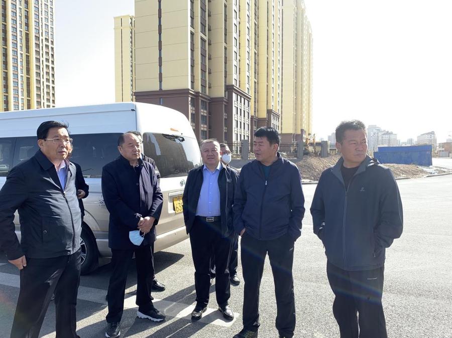 2022.4.19 郝鹏真掉调研集团重点工程项目1.png